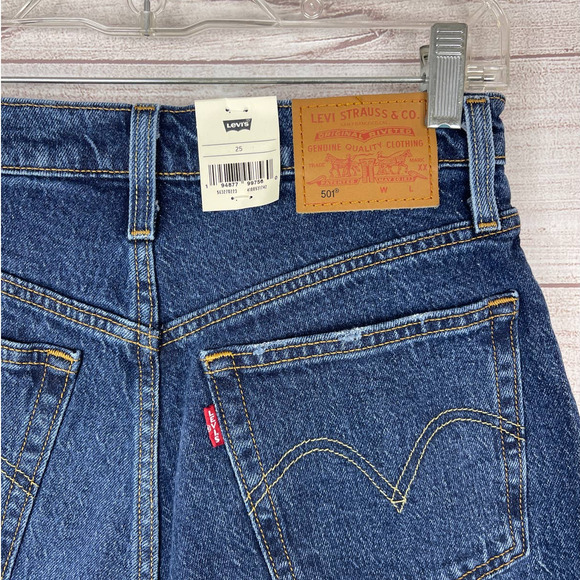 Levi’s 501 High Rise Fitted Through The Hip Denim Jean Shorts Women's Size 25 - Picture 7 of 10